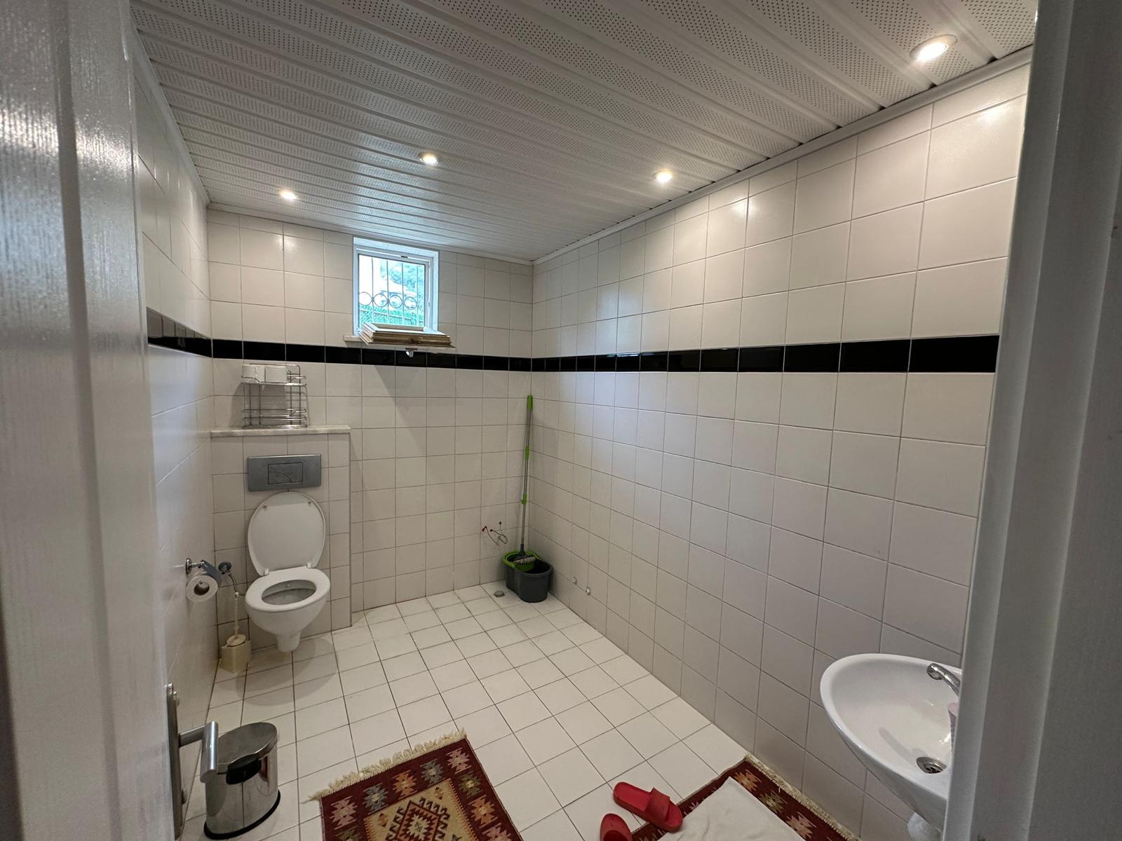 Вилла планировкой 2+1 с личным бассейном в районе Оба Аланья.  - Фото 20