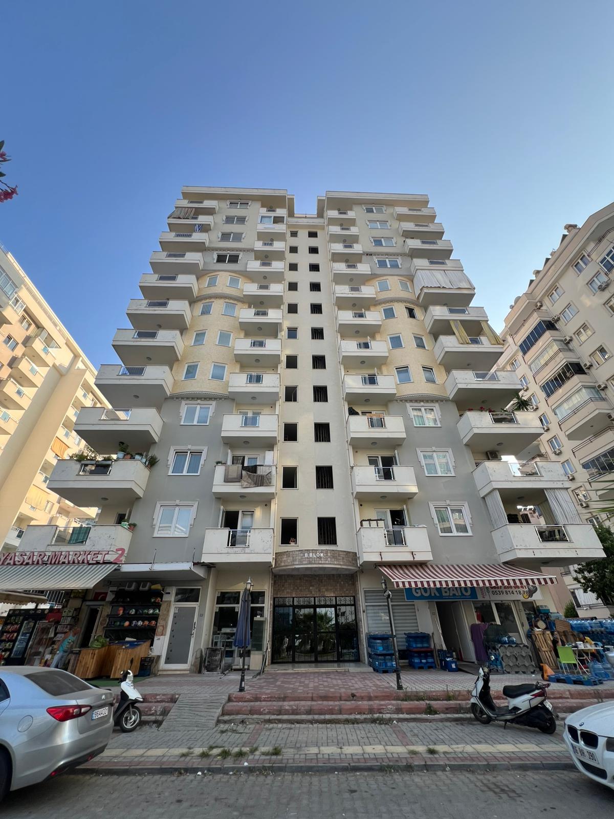 Просторная квартира планировкой 3+2 район Махмутлар Аланья. 