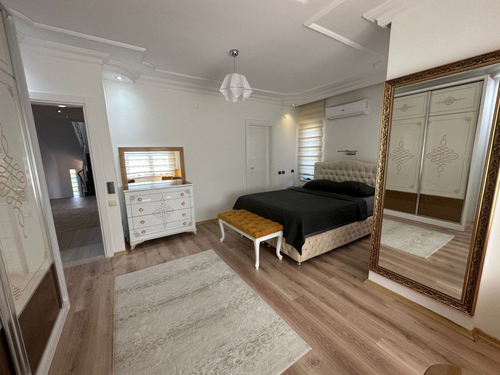 Просторная вилла с личным бассейном район Оба Аланья.  - Фото 21