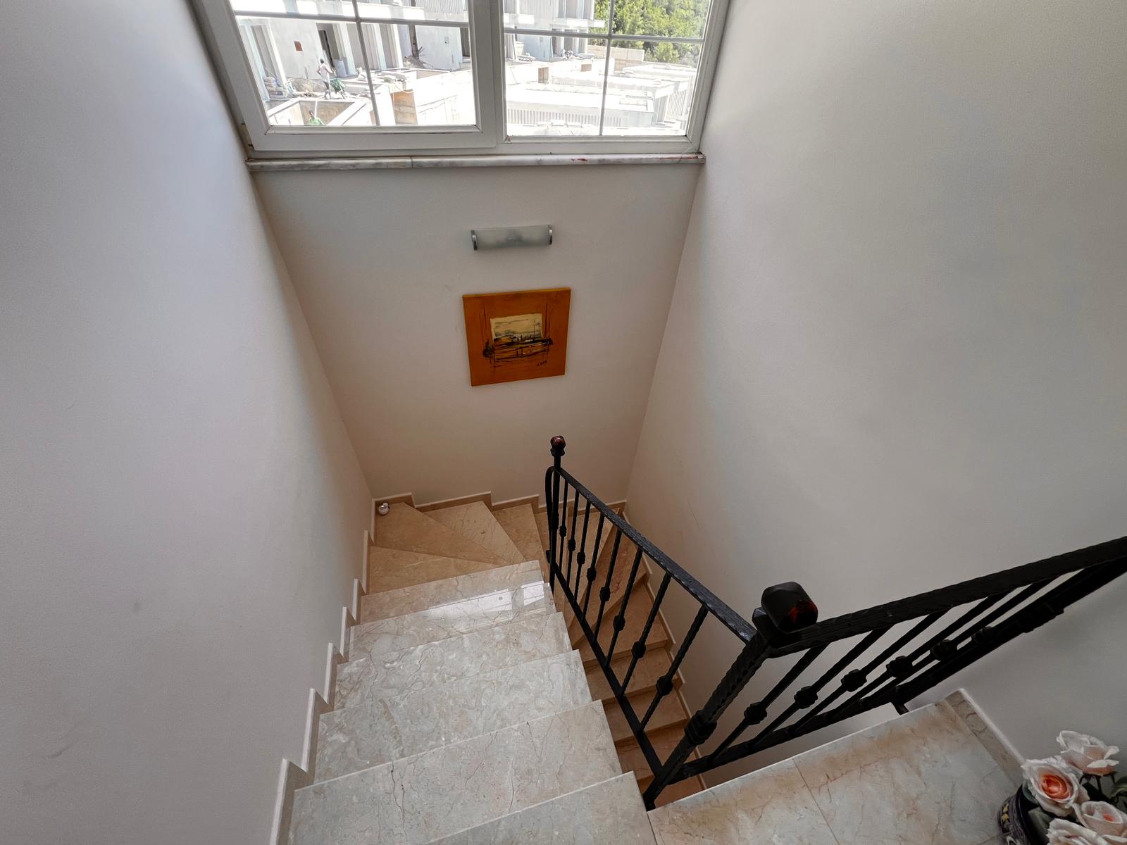 Вилла с видом на море и город район Бекташ Аланья.  - Фото 12