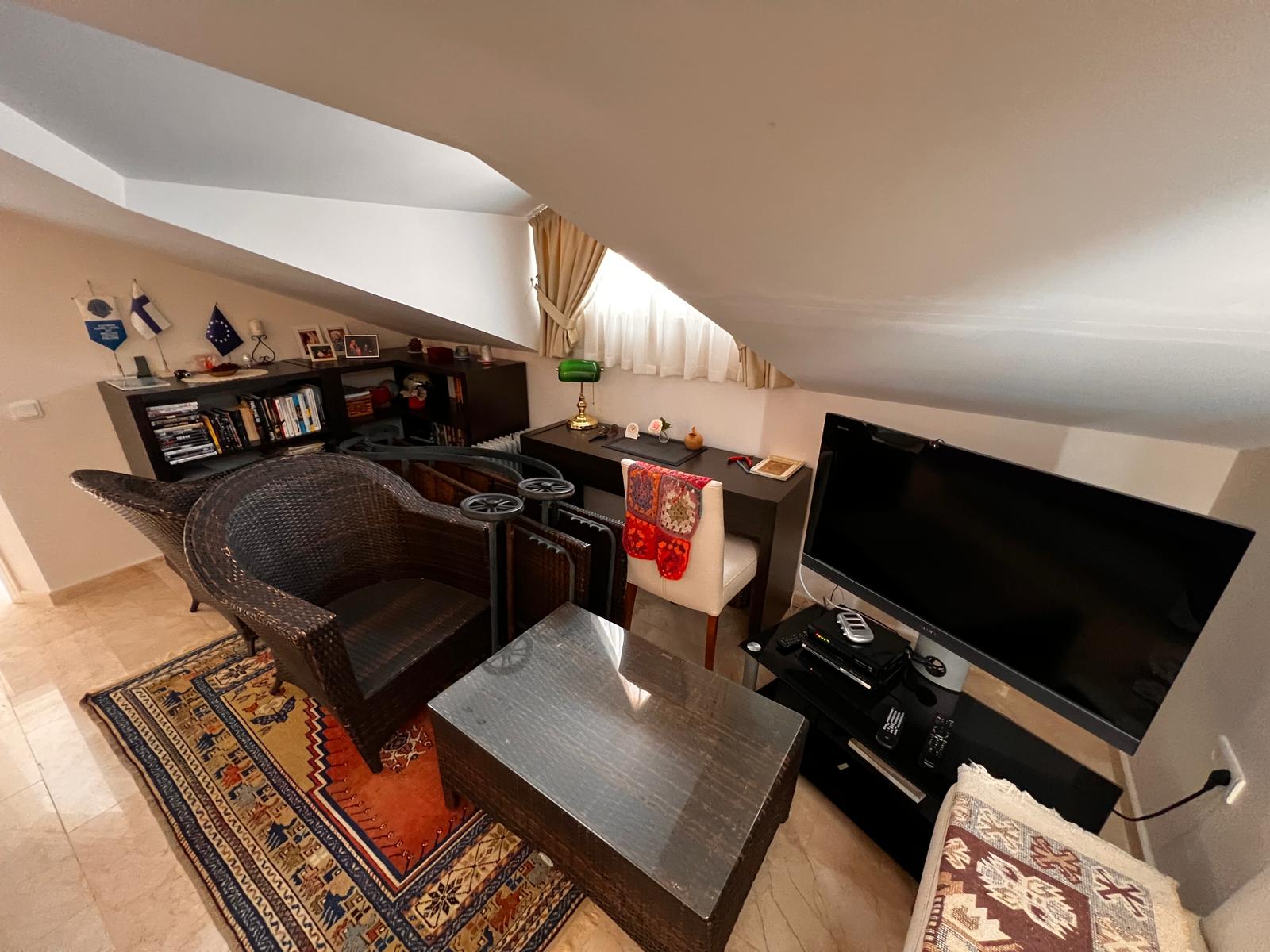 Вилла с видом на море и город район Бекташ Аланья.  - Фото 18