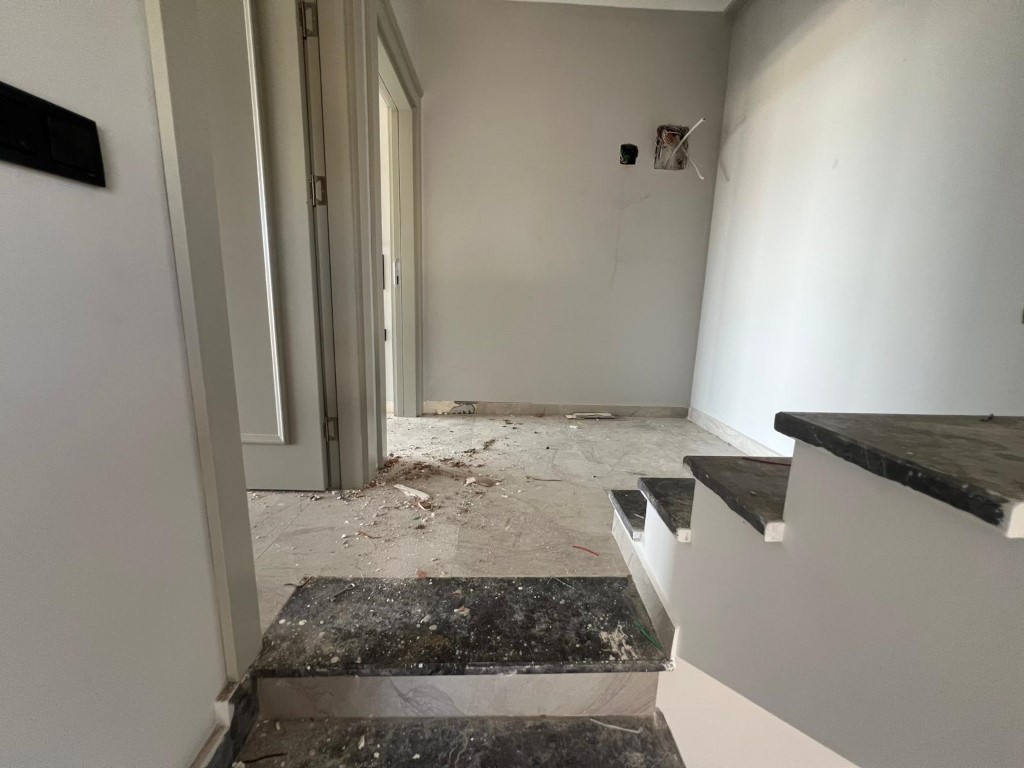 Новая вилла планировкой 3+1 с личным бассейном в районе Паяллар Аланья.  - Фото 12