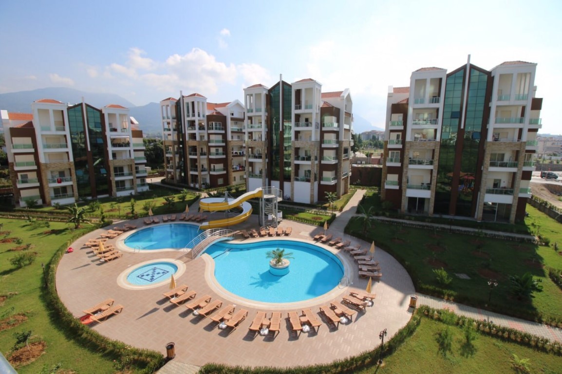 Просторная квартира 150м с видом на бассейн в районе Оба Аланья. 