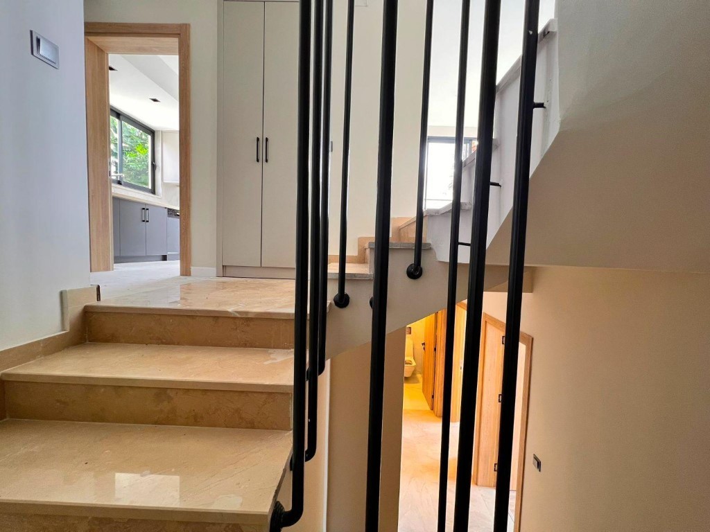 Вилла с видом на море район Демирташ Аланья.  - Фото 11