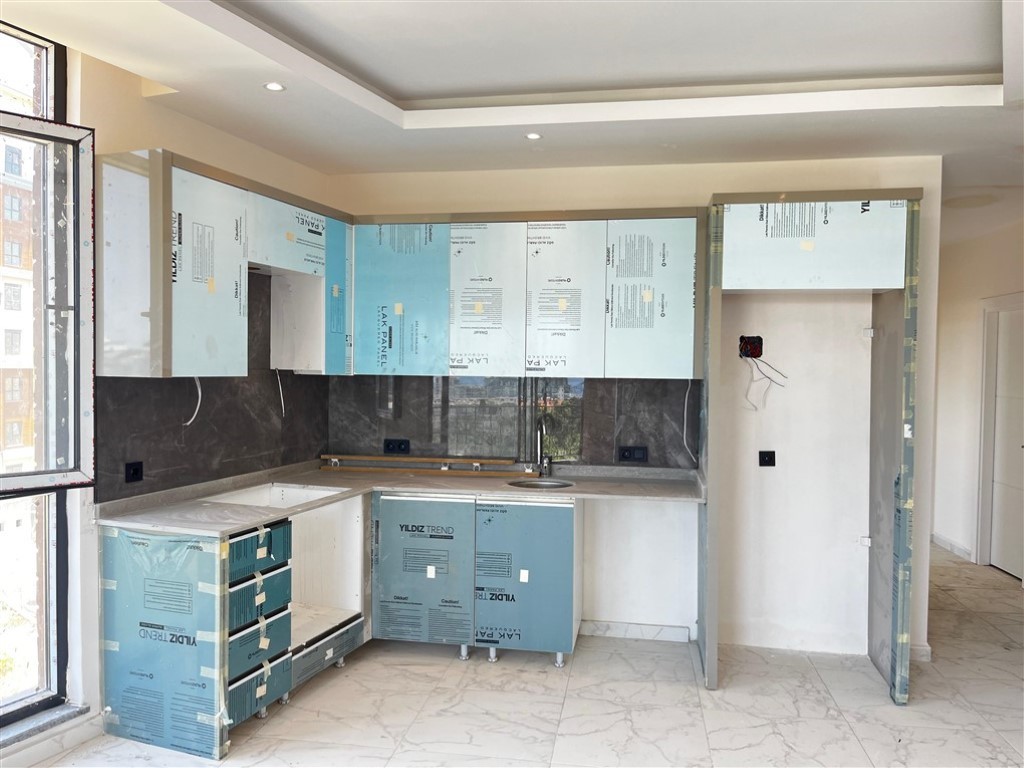 Квартира планировкой 2+1 с видом на море и город в районе Махмутлар Аланья.  - Фото 7