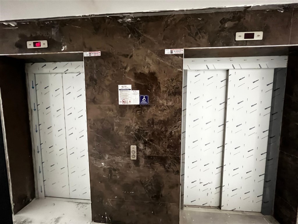 Квартира планировкой 2+1 с видом на море и город в районе Махмутлар Аланья.  - Фото 22