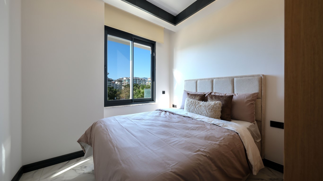 Мебелированная квартира планировкой 1+1 на первой береговой линии район Кестель Аланья.  - Фото 13