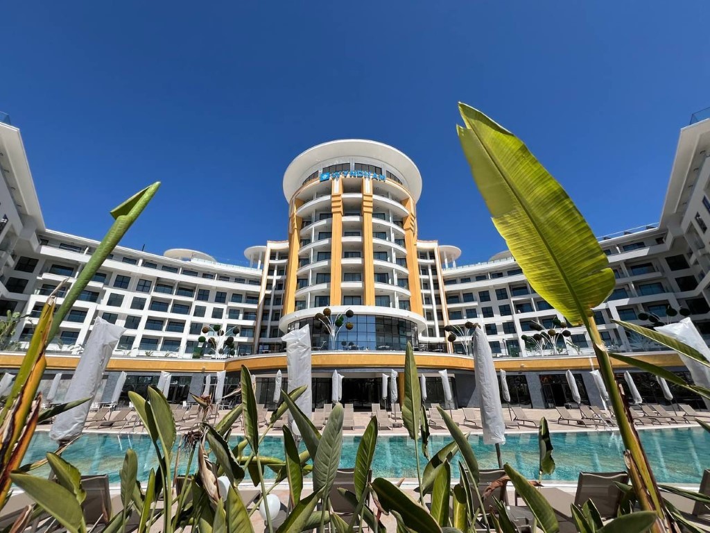 Двухкомнатная квартира в комплексе с инфраструктурой 5★ район Тюрклер Аланья.  - Фото 2