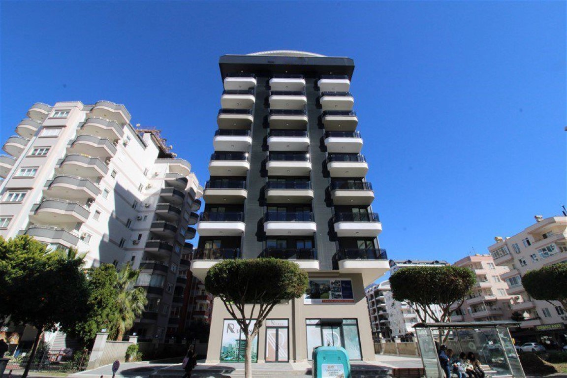 Трехкомнатная квартира в 200 метрах от моря район Махмутлар Аланья. 