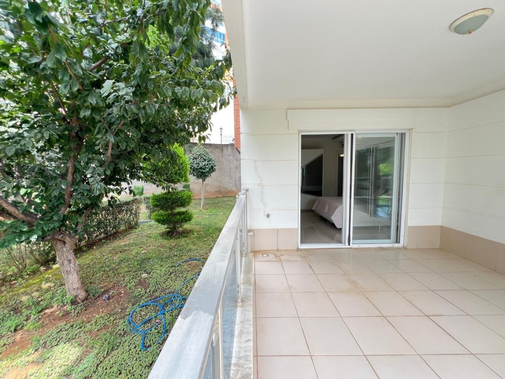 Шикарный мебилированный садовый дуплекс район Каргыджак Аланья.  - Фото 15