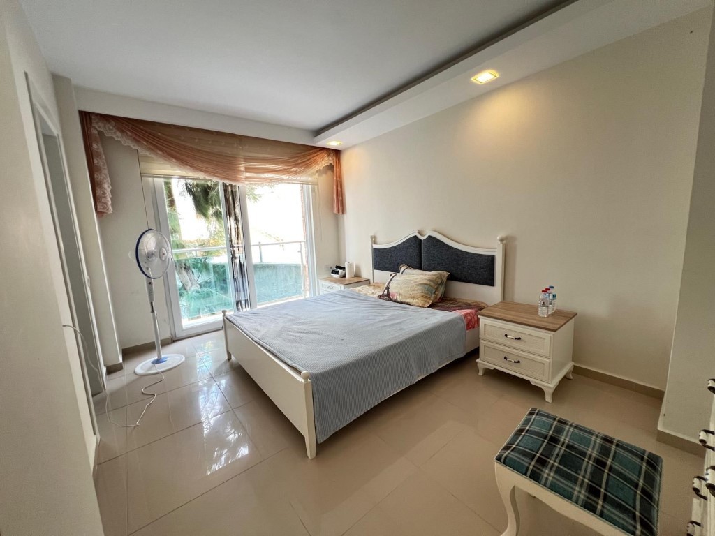 Шикарный мебилированный садовый дуплекс район Каргыджак Аланья.  - Фото 25