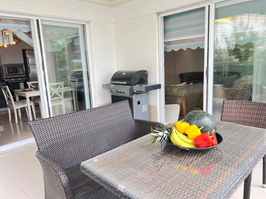 Шикарный мебилированный садовый дуплекс район Каргыджак Аланья.  - Фото 9