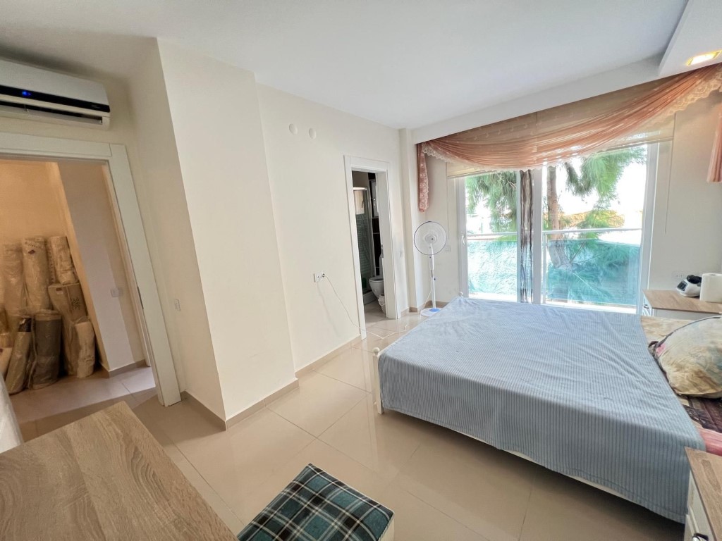 Шикарный мебилированный садовый дуплекс район Каргыджак Аланья.  - Фото 26