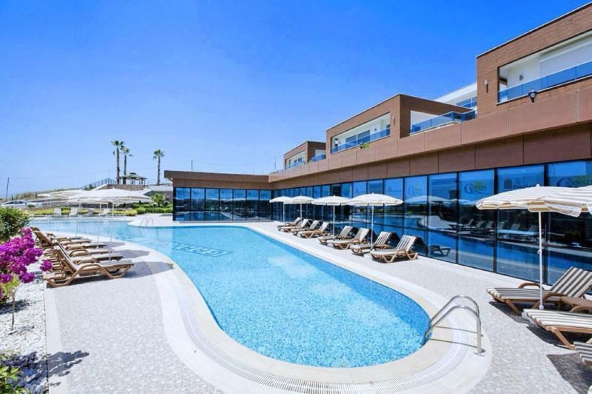 Шикарный мебилированный садовый дуплекс район Каргыджак Аланья.  - Фото 45