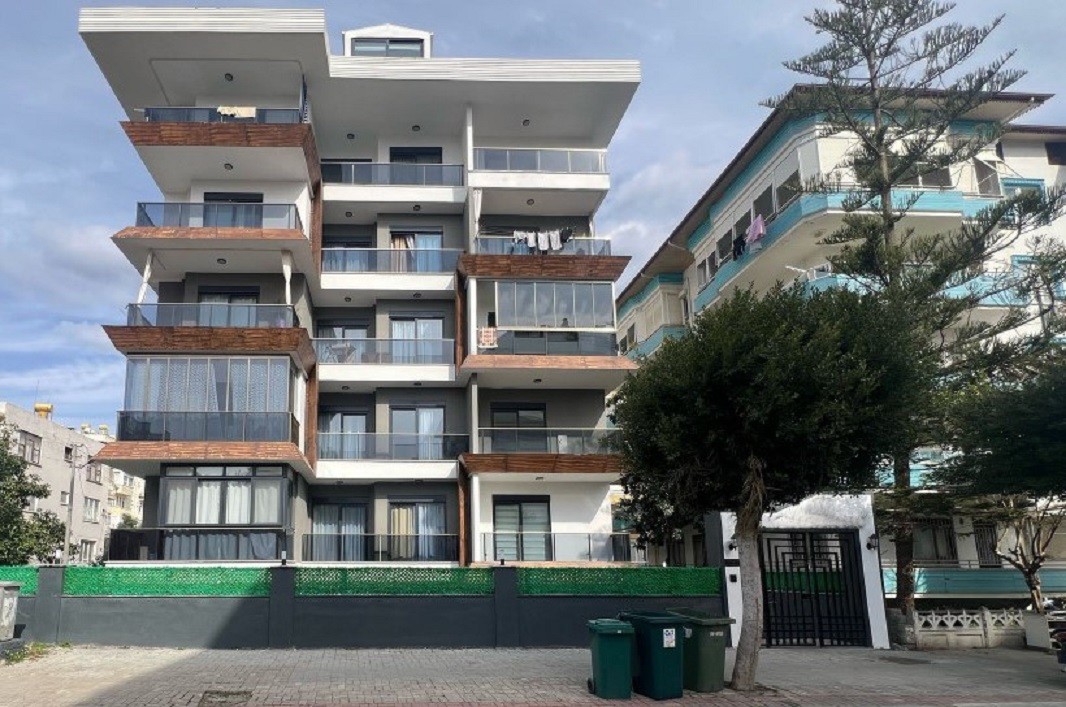 Квартира планировкой 2+1 85м  в центре Аланьи.