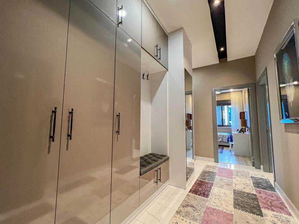 Просторная мебелированная квартира в современном комплексе район Оба Аланья. - Фото 18