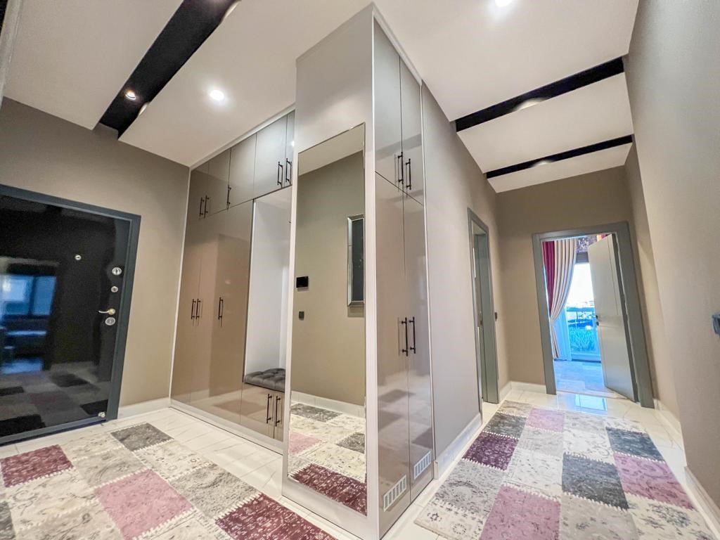 Просторная мебелированная квартира в современном комплексе район Оба Аланья. - Фото 17