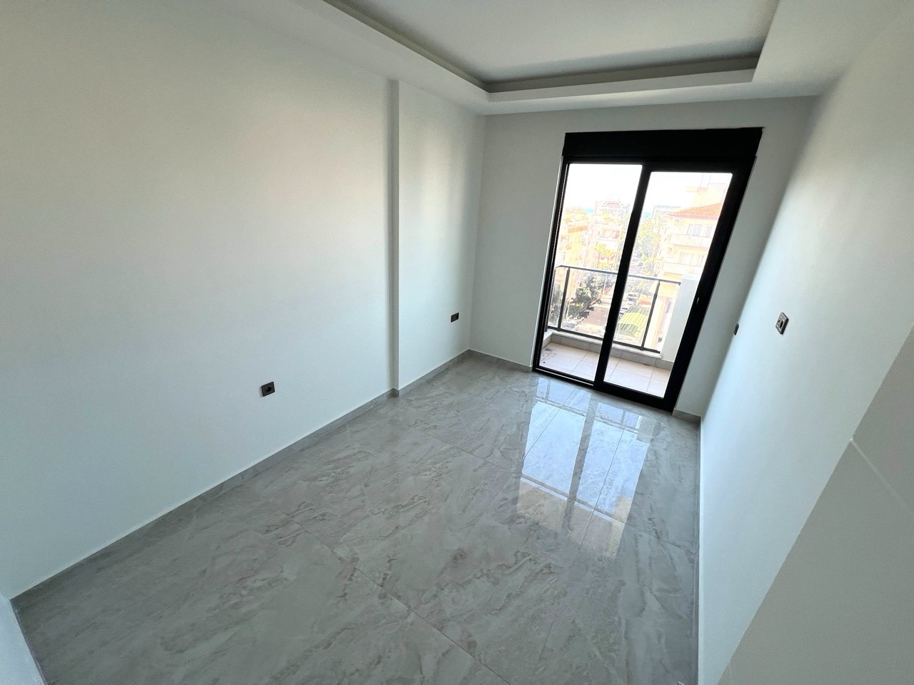 Двухкомнатная квартира 50 м² в центре города — 370 м до моря - Фото 18