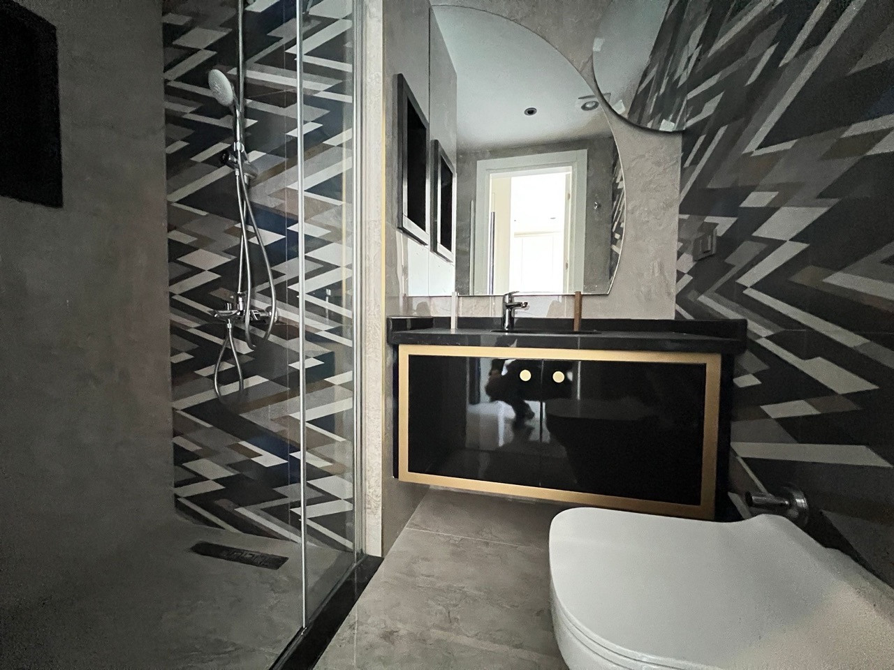 Двухкомнатная квартира 50 м² в центре города — 370 м до моря - Фото 25