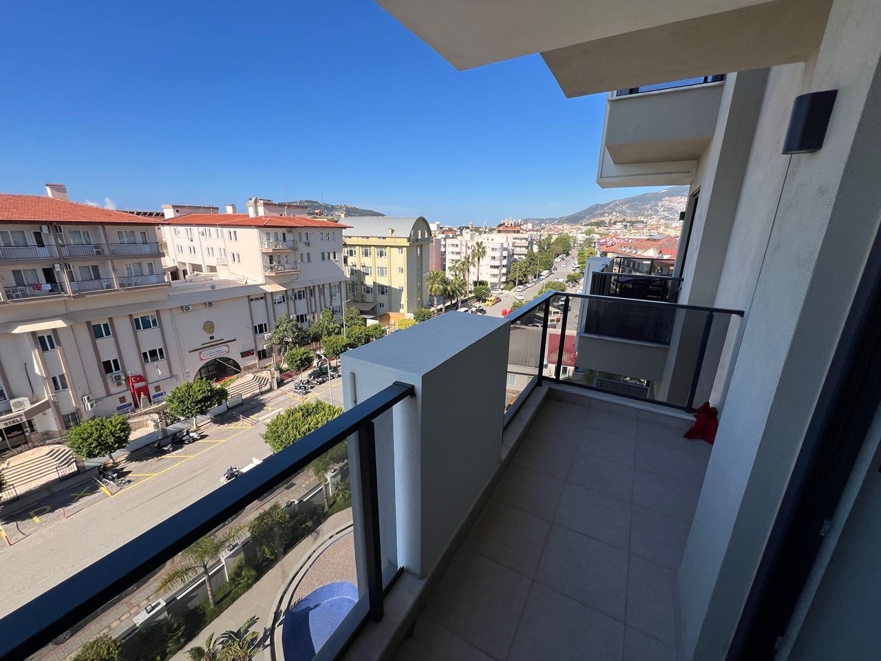 Двухкомнатная квартира 50 м² в центре города — 370 м до моря - Фото 21