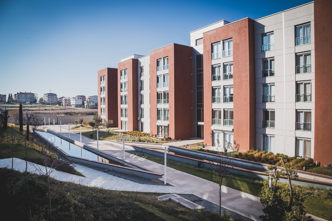 Апартаменты рядом со Стамбулом в прибрежном районе - Фото 4