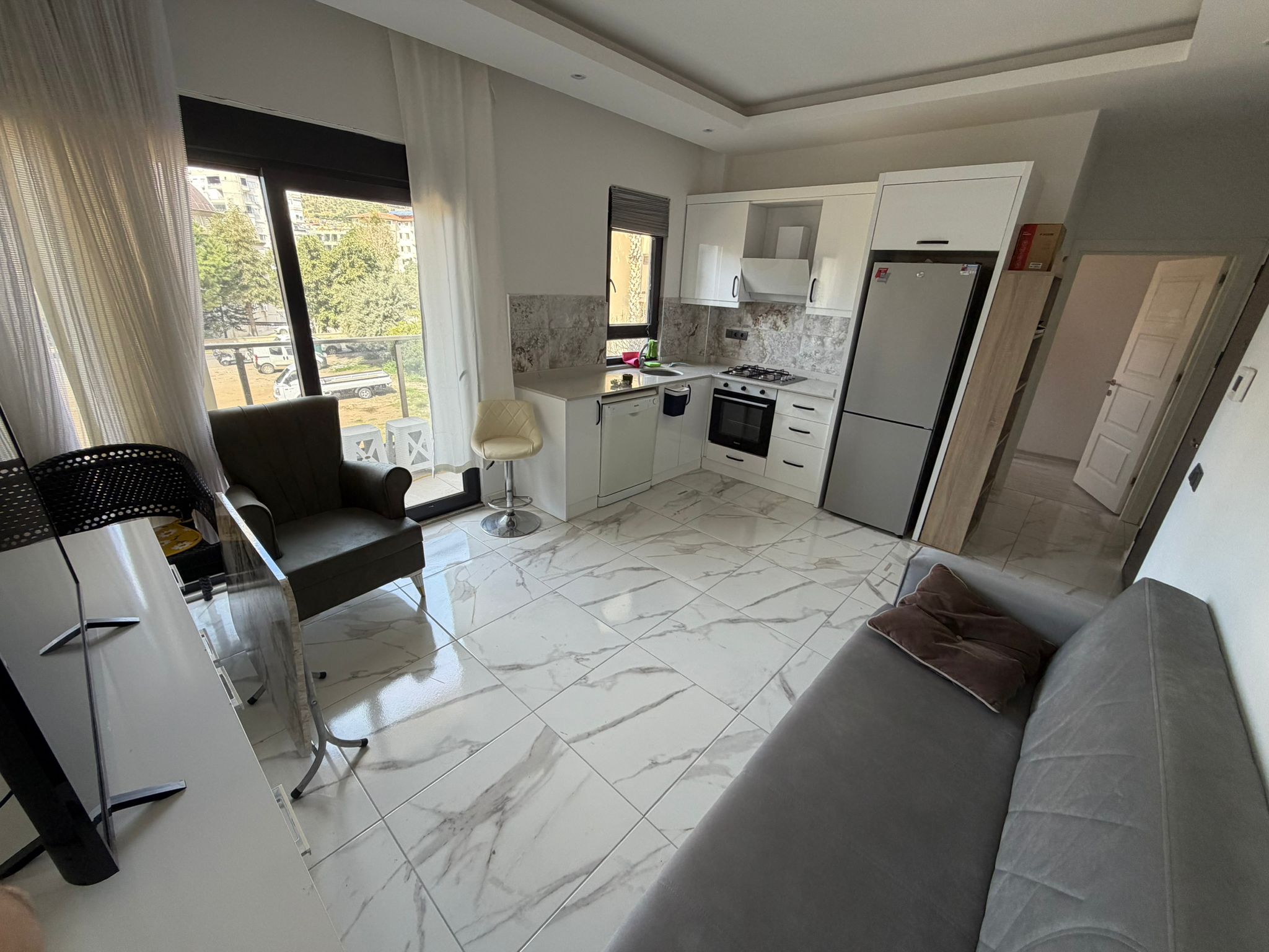 Меблированная квартира 1+1 в Аланье, район Клеопатра - Фото 11