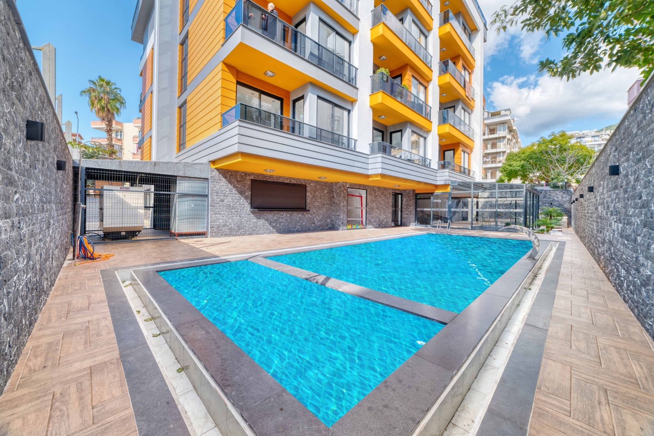 Квартира 1+1 в центре Аланьи в 450 м от моря - Фото 2