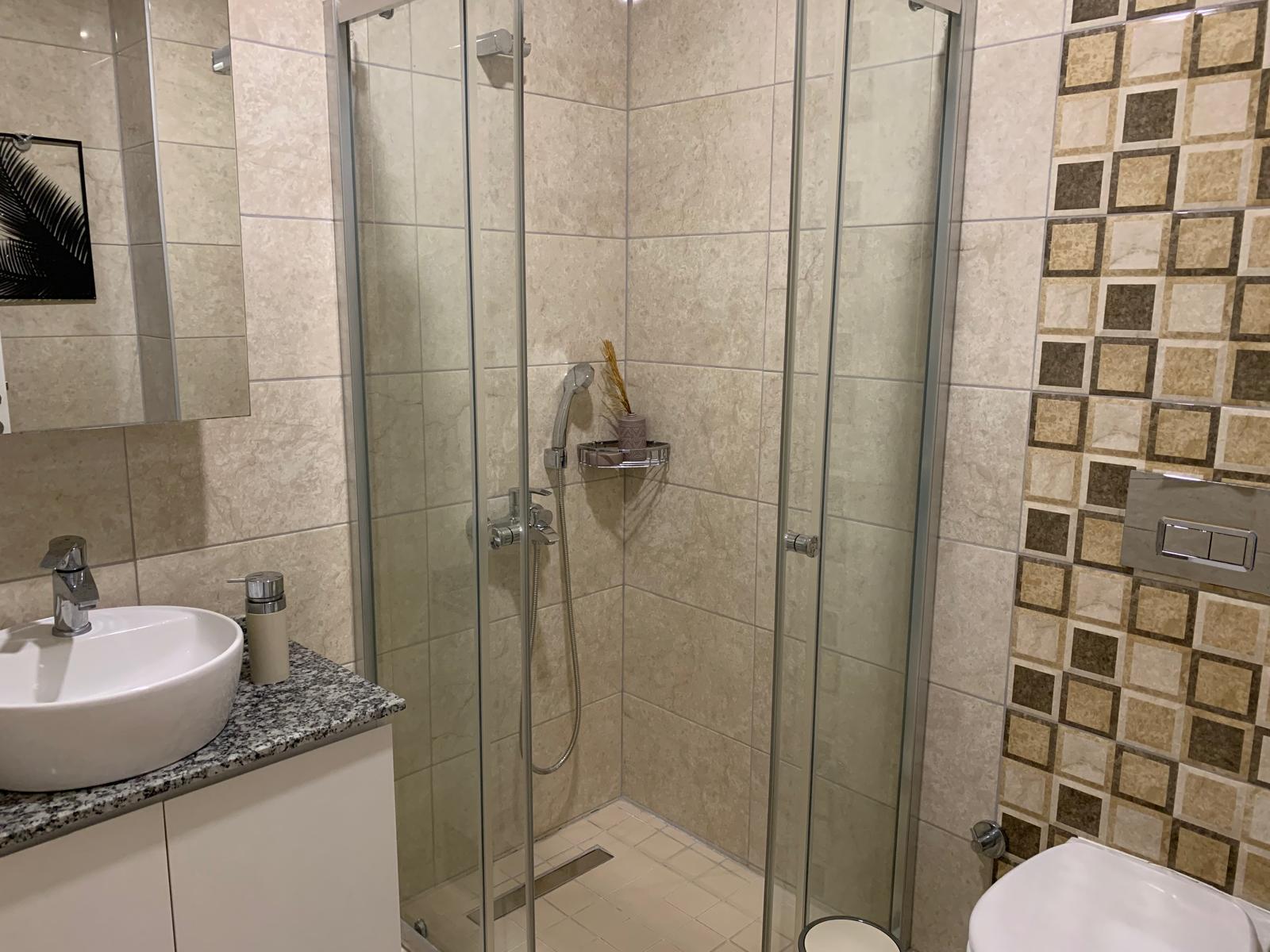 Двухуровневая квартира 4+1 в Алании в районе Оба с развитой инфраструктурой и возможностью получения гражданства - Фото 23