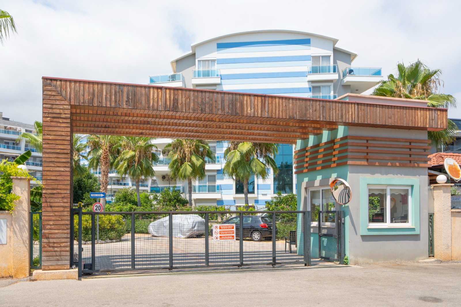 Двухуровневая квартира 4+1 в Алании в районе Оба с развитой инфраструктурой и возможностью получения гражданства - Фото 5