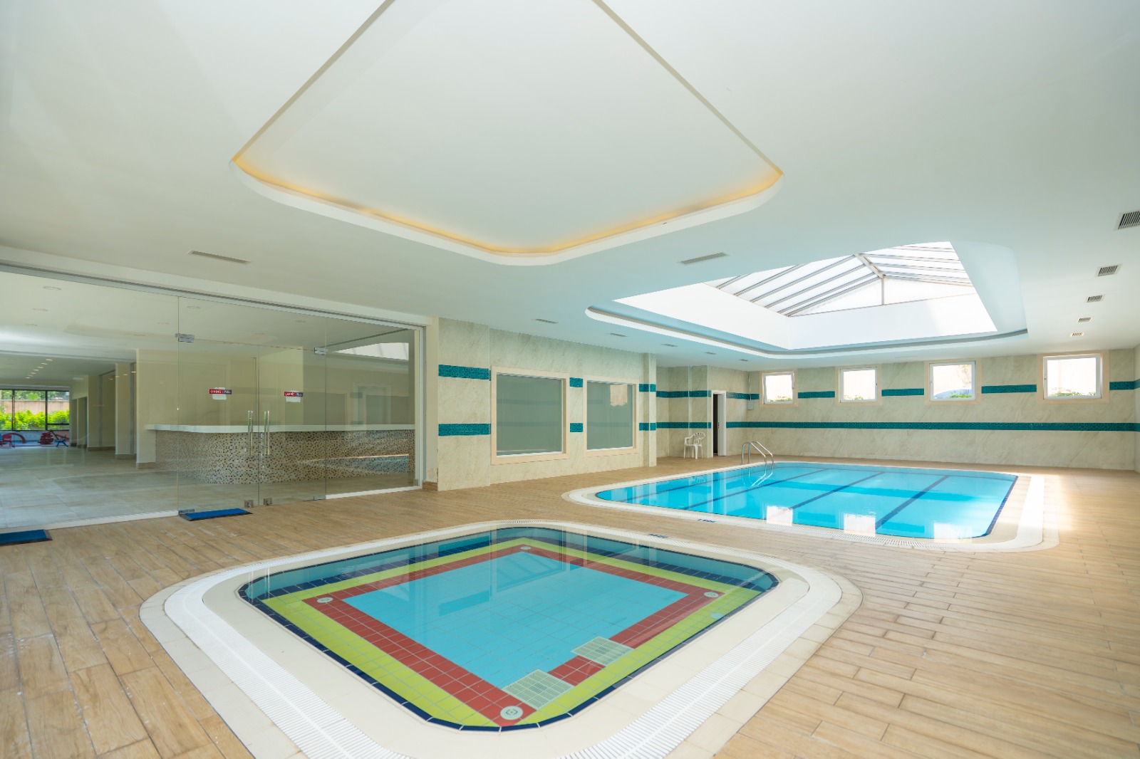 Двухуровневая квартира 4+1 в Алании в районе Оба с развитой инфраструктурой и возможностью получения гражданства - Фото 7