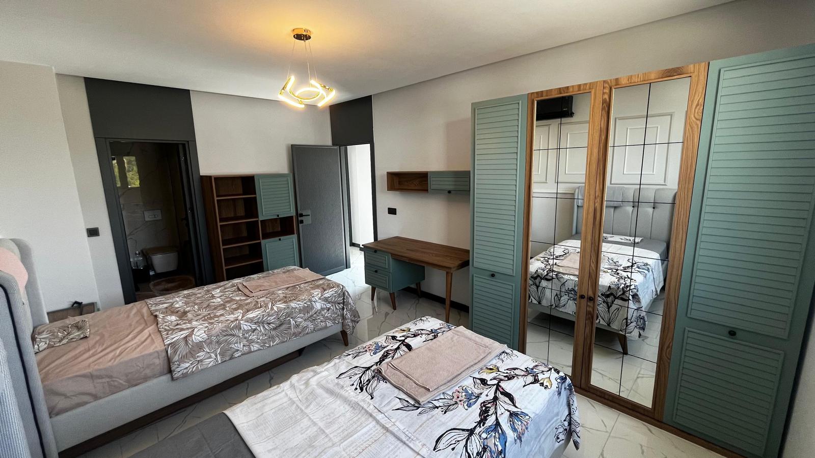 Двухуровневая вилла 3+1 в районе Инжекум с видом на море и приватной территорией - Фото 15