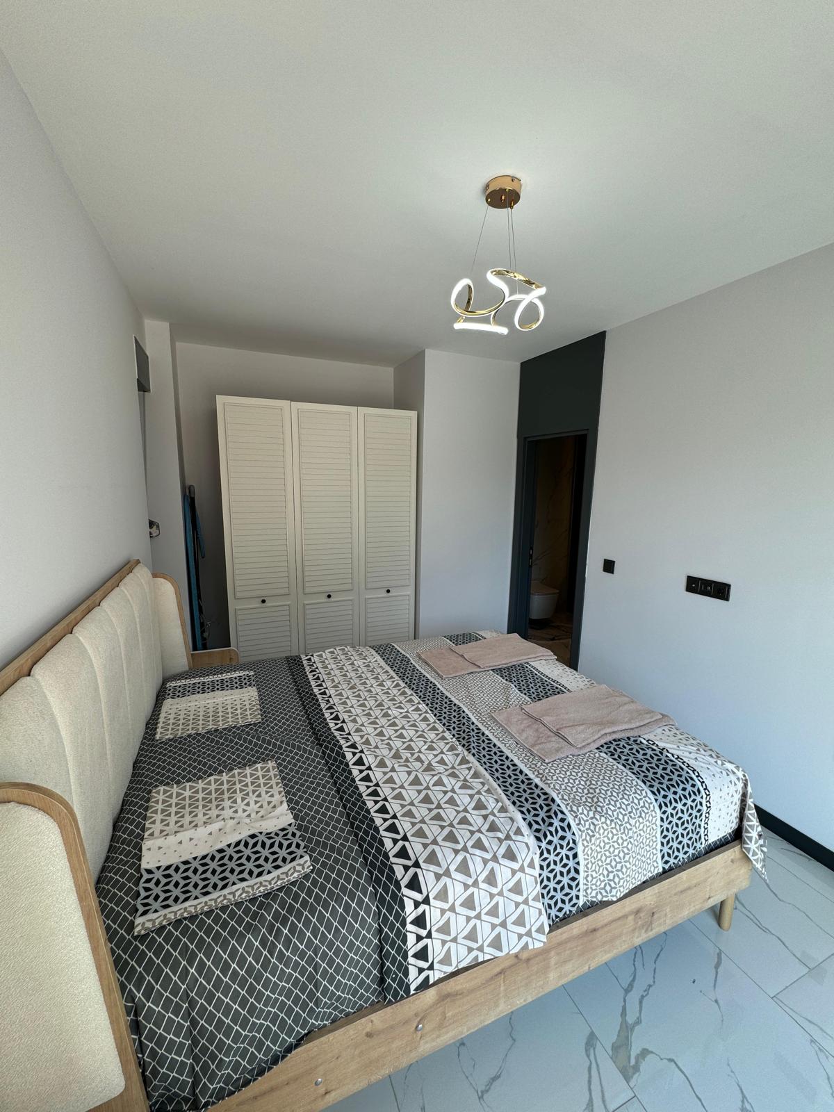 Двухуровневая вилла 3+1 в районе Инжекум с видом на море и приватной территорией - Фото 16