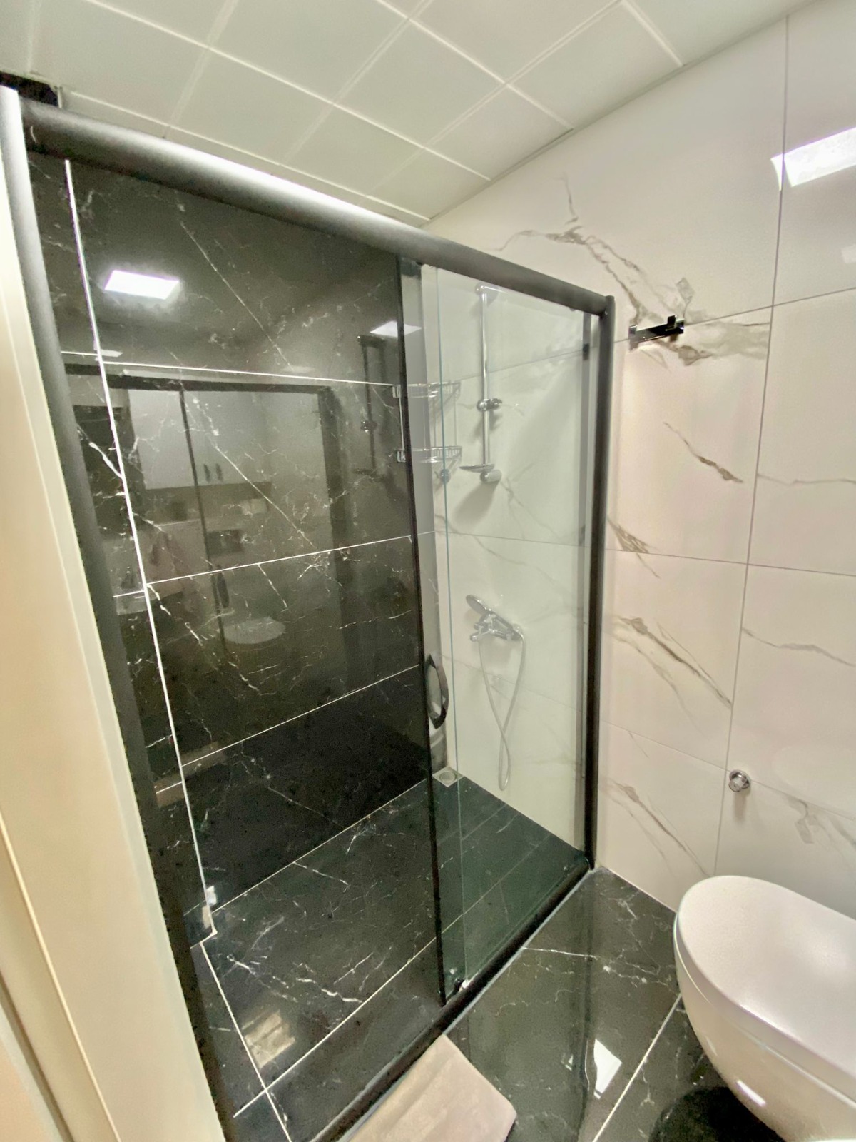 Меблированные апартаменты 4+1 в Оба — 170 м² в современном комплексе - Фото 15