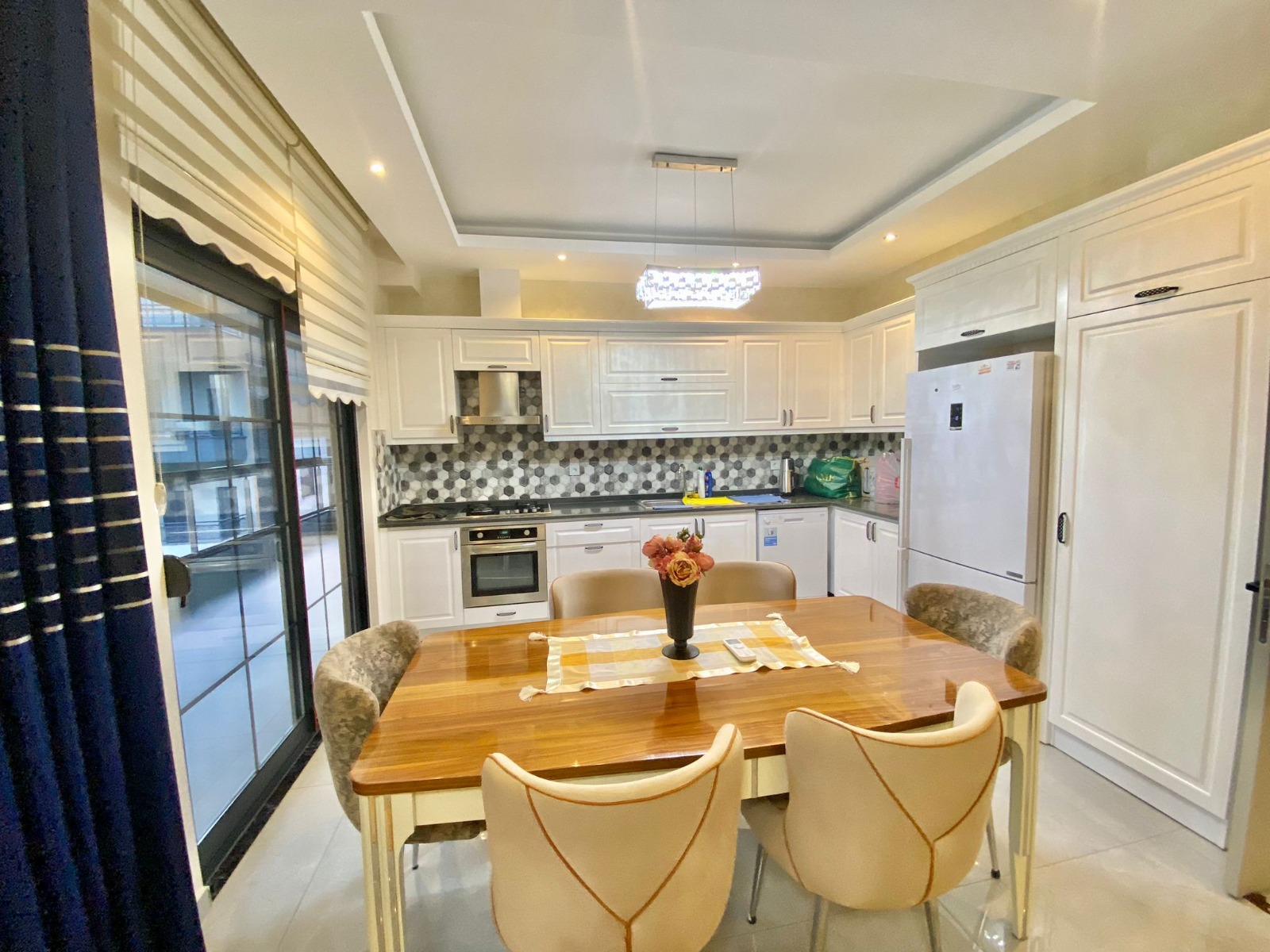 Меблированные апартаменты 4+1 в Оба — 170 м² в современном комплексе - Фото 3