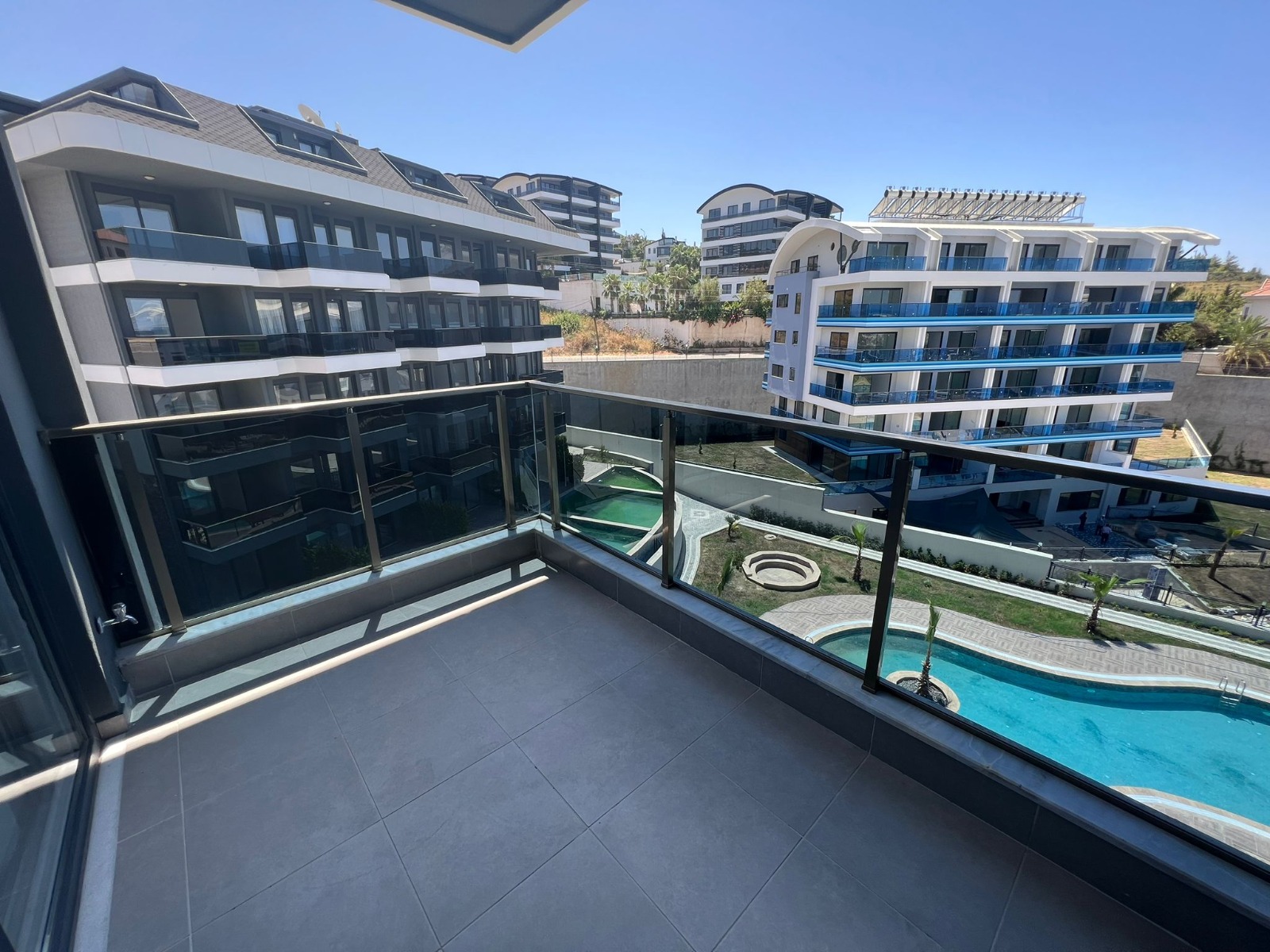 Квартира 1+1 в Алании в районе Каргыджак с мебелью и инфраструктурой - Фото 15