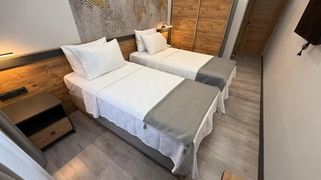 Отель у Эгейского моря в Кушадасы — действующий бизнес с полной загрузкой - Фото 11