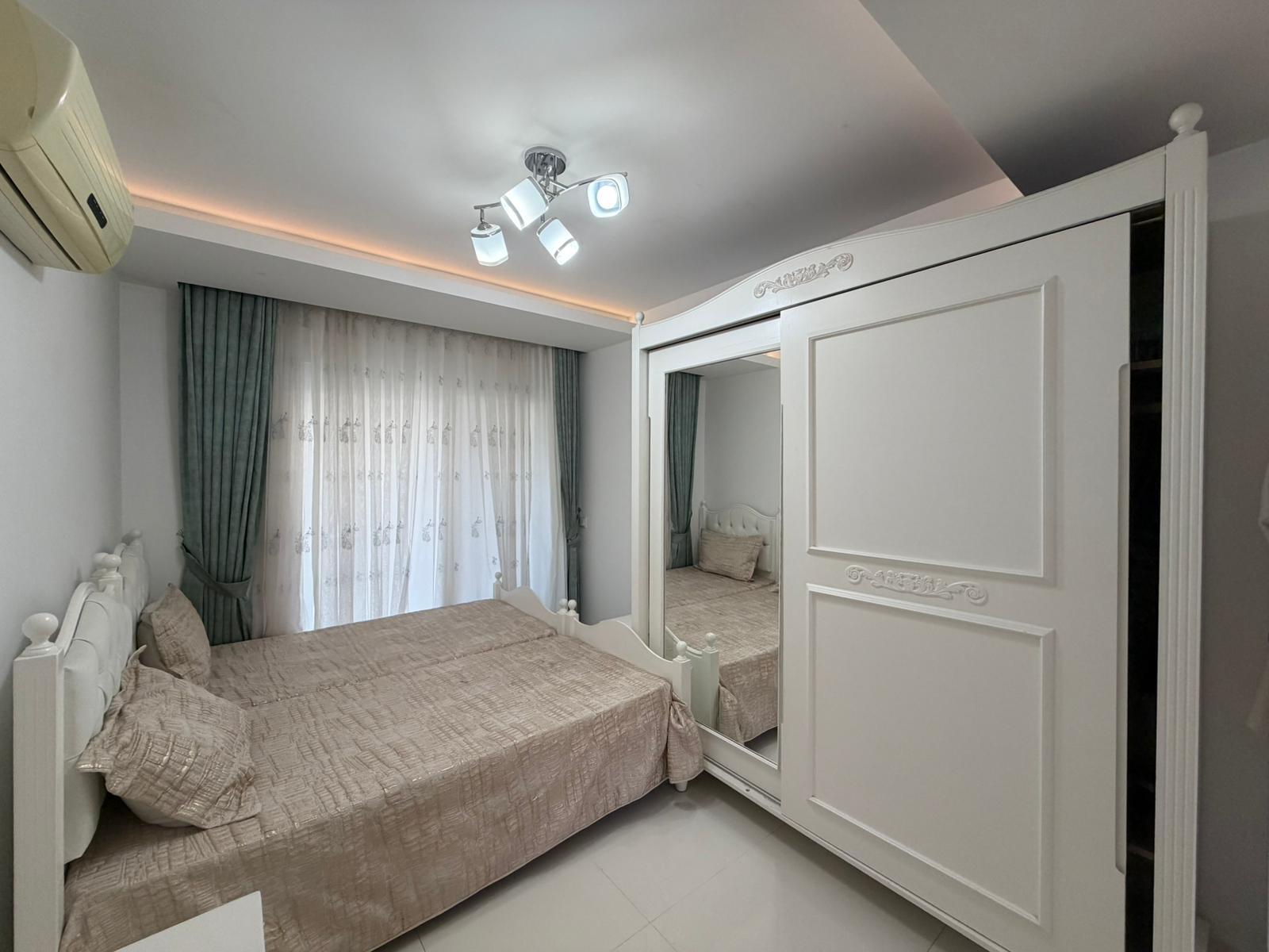 Просторный меблированный дуплекс 3+1 в Аланье, 350 м от пляжа Клеопатра - Фото 16