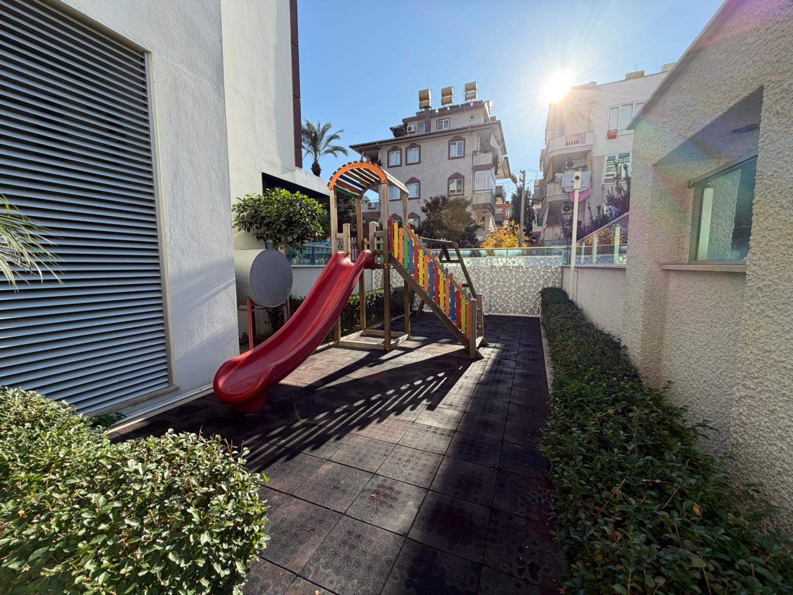 Просторный меблированный дуплекс 3+1 в Аланье, 350 м от пляжа Клеопатра - Фото 28