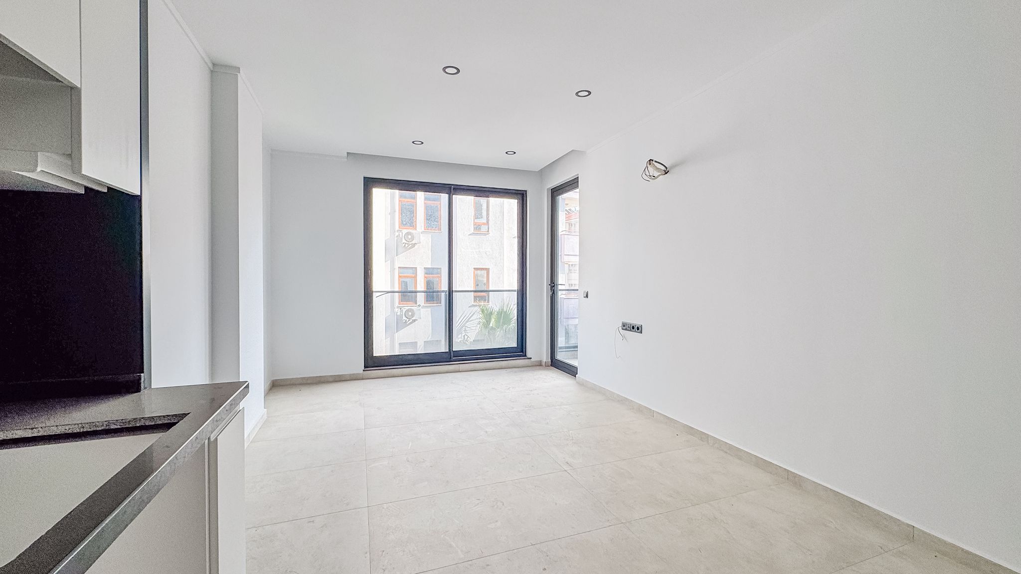 Квартира 1+1 в центре Аланьи в 450 метрах от моря - Фото 27