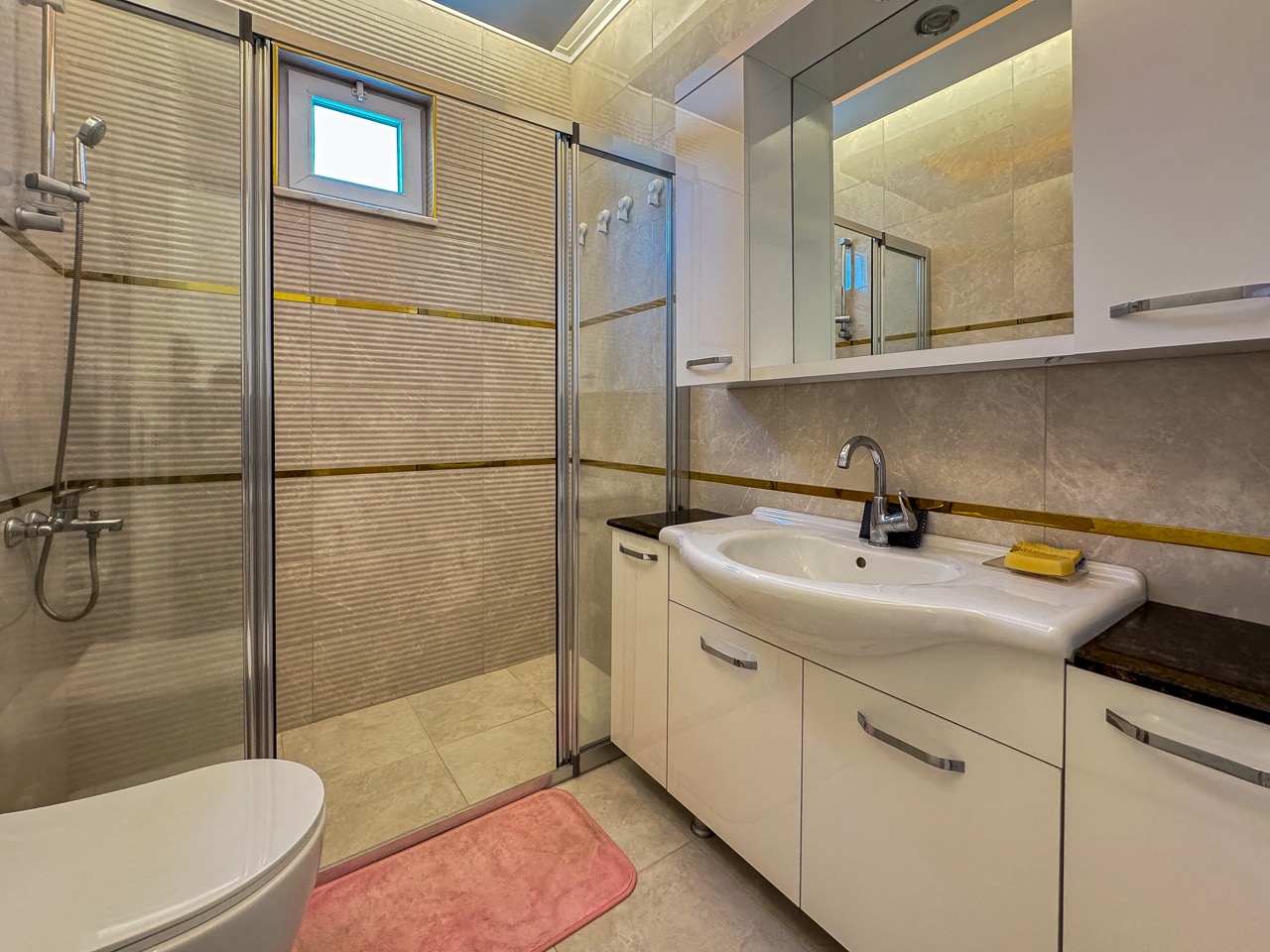 Меблированная квартира 1+1 в Махмутларе, 450 м от моря - Фото 30