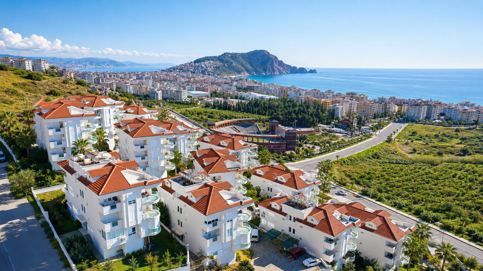 Меблированная квартира 2+1 площадью 110 м² с видом на море в районе Клеопатра