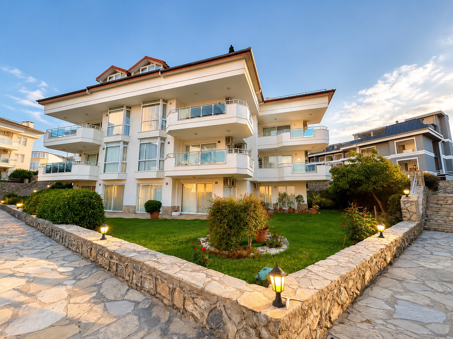 Меблированный дуплекс 3+1 площадью 135 м² в 300 м от моря в Конаклы - Фото 3