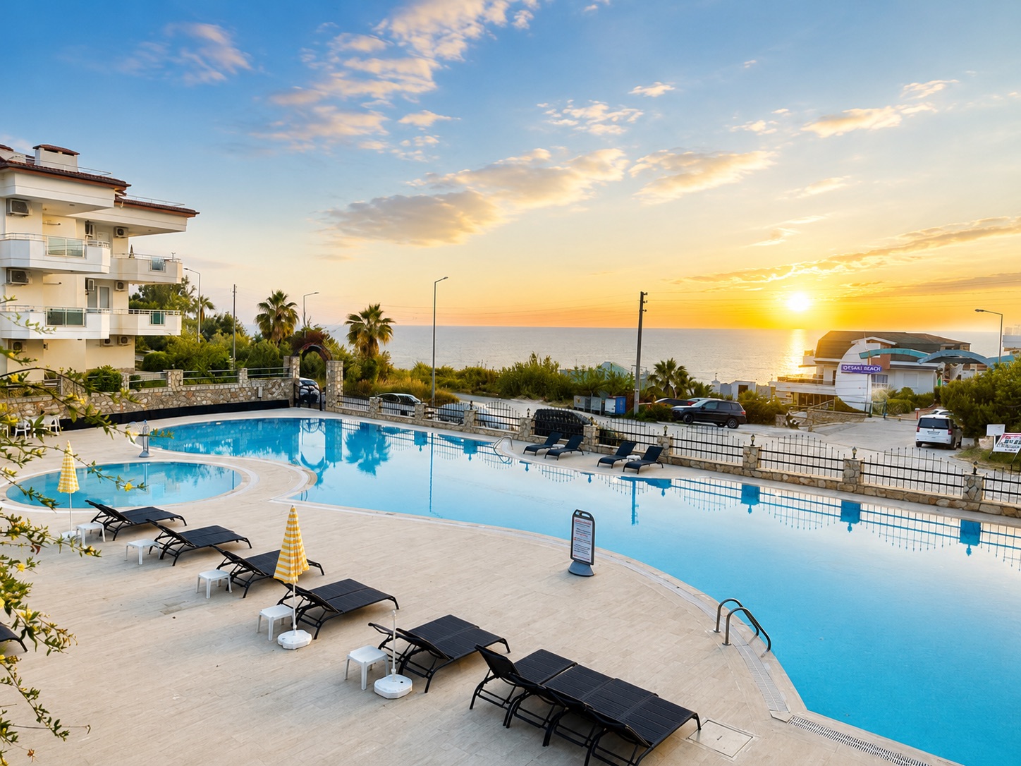 Меблированный дуплекс 3+1 площадью 135 м² в 300 м от моря в Конаклы - Фото 2