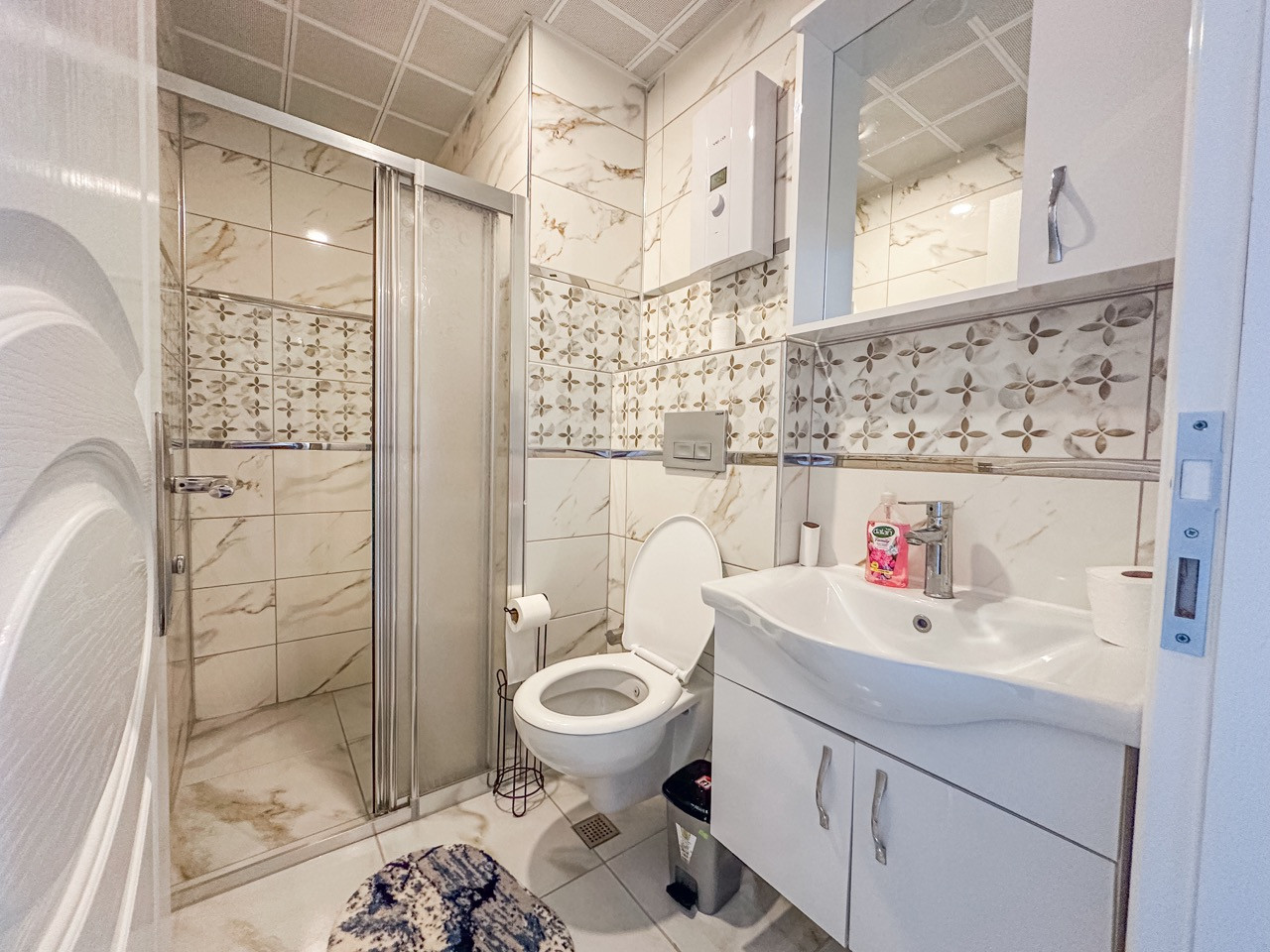 Меблированная квартира 2+1 в 650 м от моря в Махмутларе - Фото 13