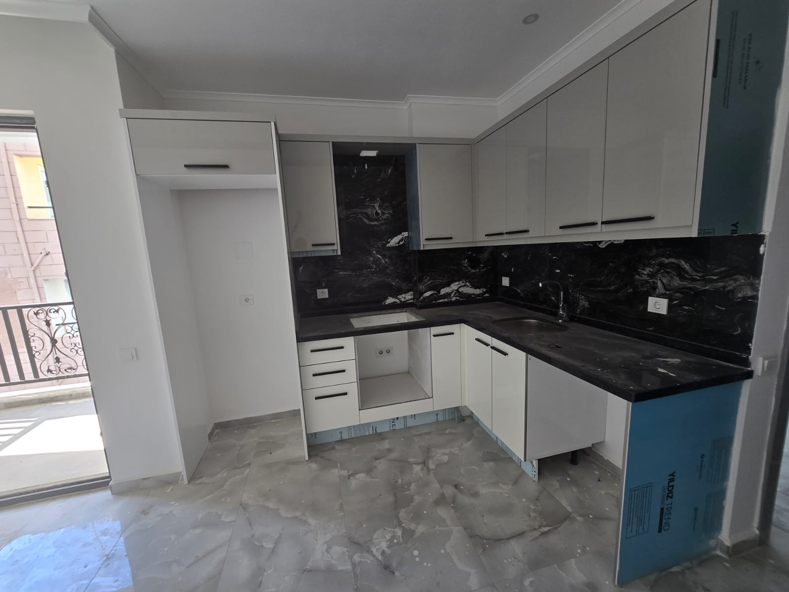 Меблированная квартира 1+1 в новом комплексе района Махмутлар - Фото 4
