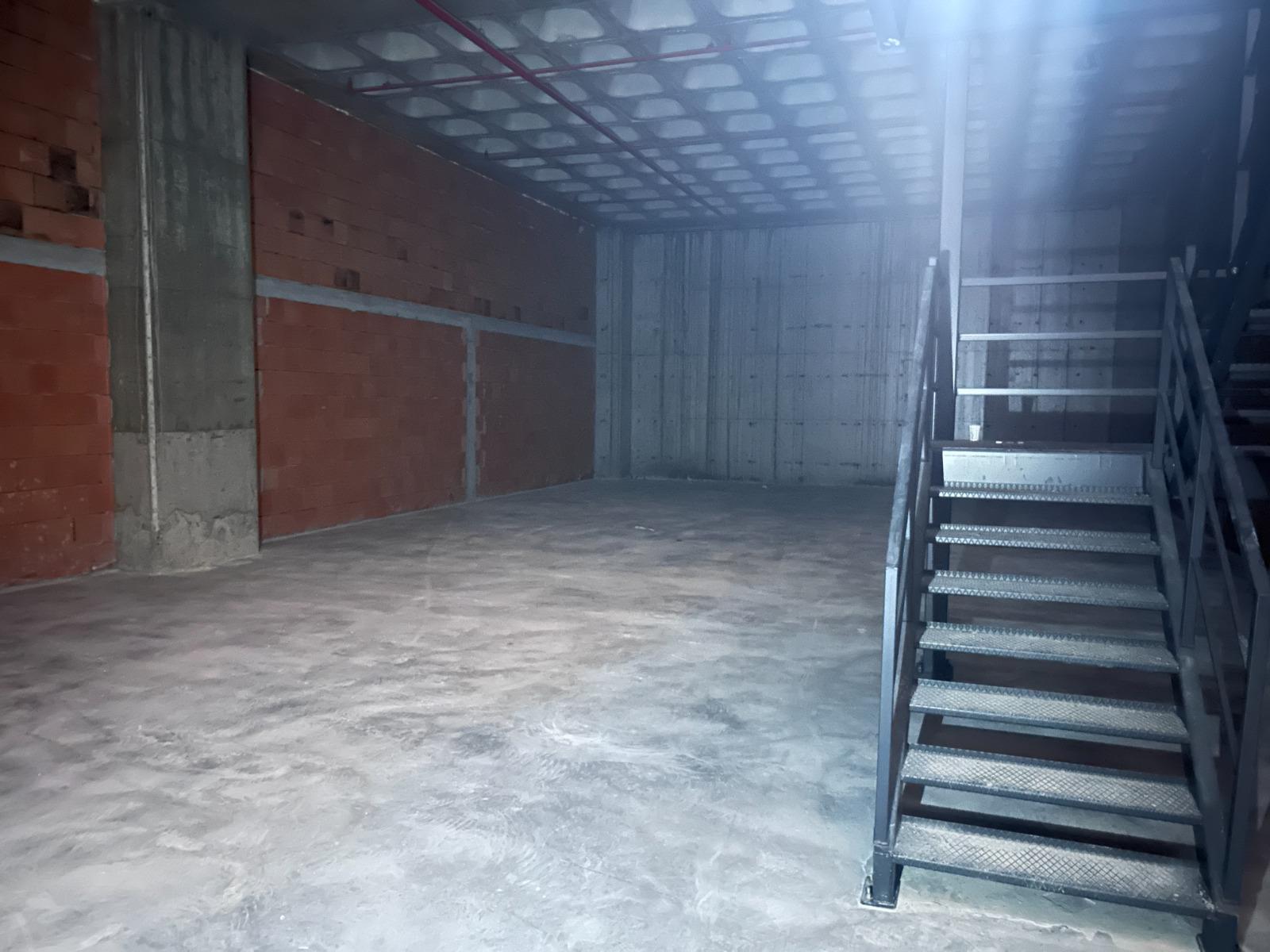 Доходное коммерческое помещение 1 100 м² для гражданства в Стамбуле - Фото 14