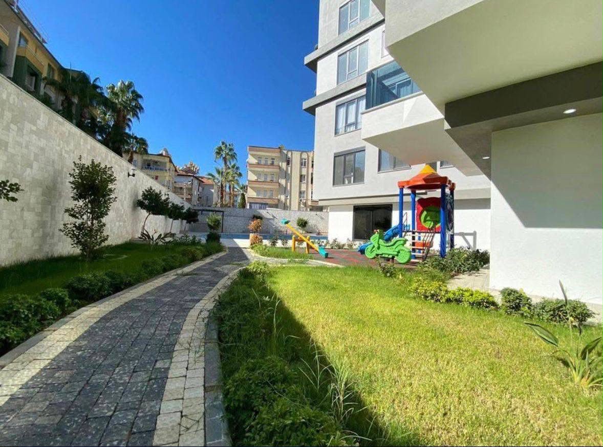 Меблированная квартира 2+1 в центре Аланьи в 550 метрах от моря - Фото 4