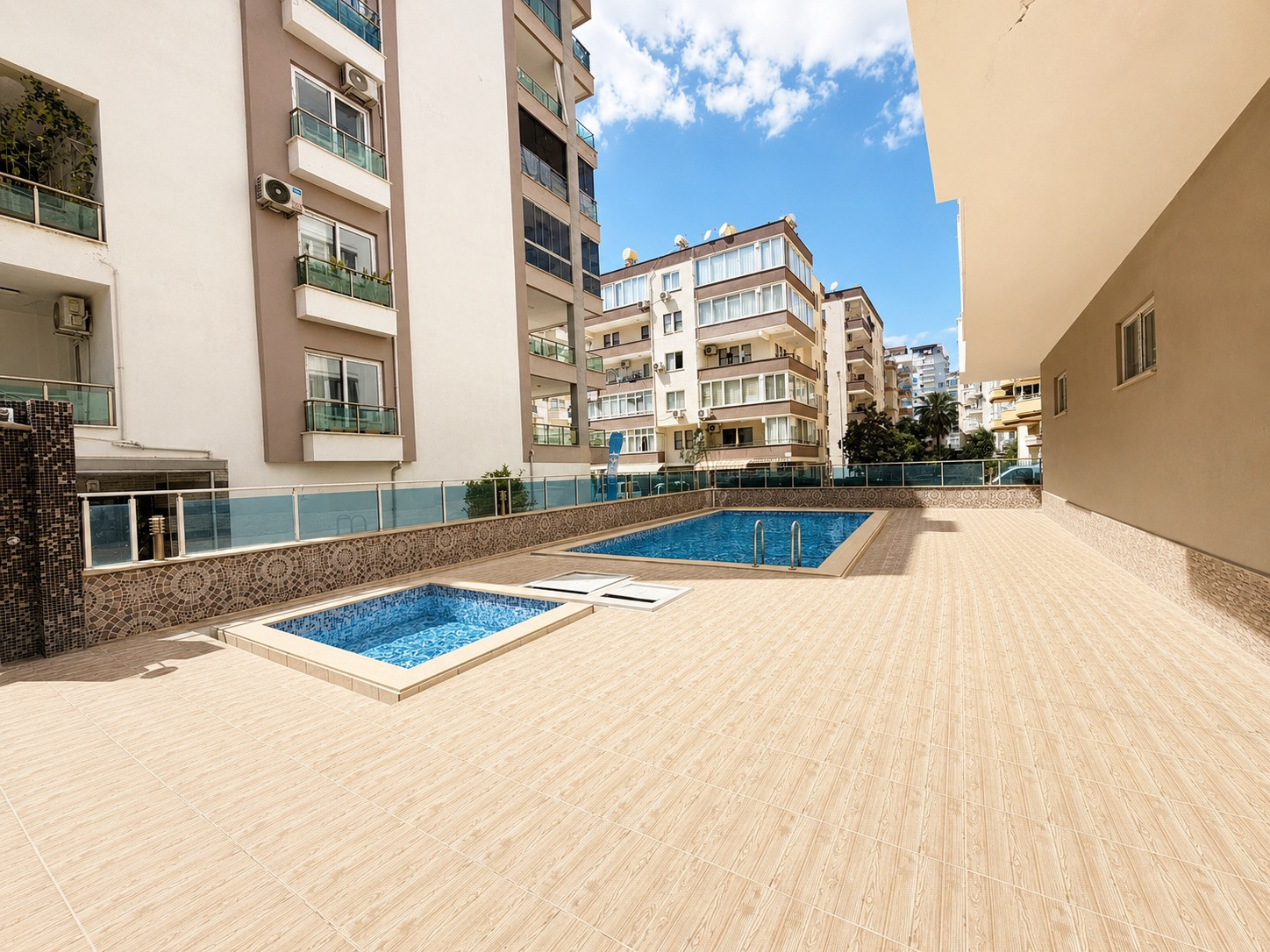Квартира 1+1 площадью 83 м² в 300 метрах от моря в Махмутларе - Фото 3