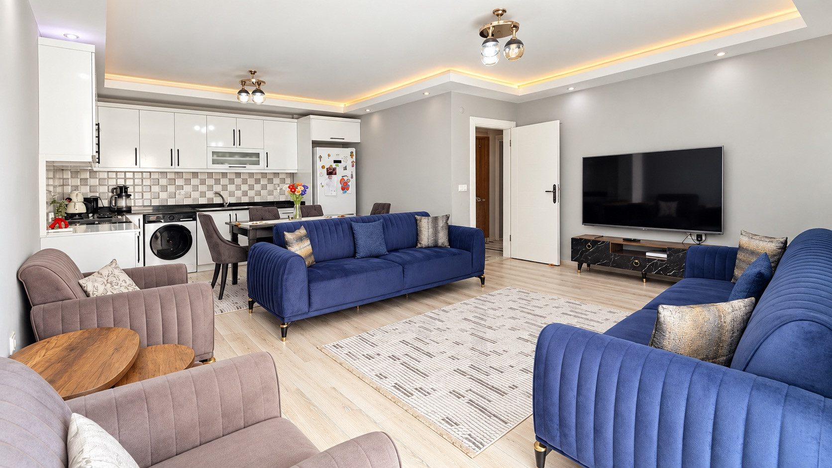 Меблированная квартира 2+1 в 350 м от пляжа в Махмутларе