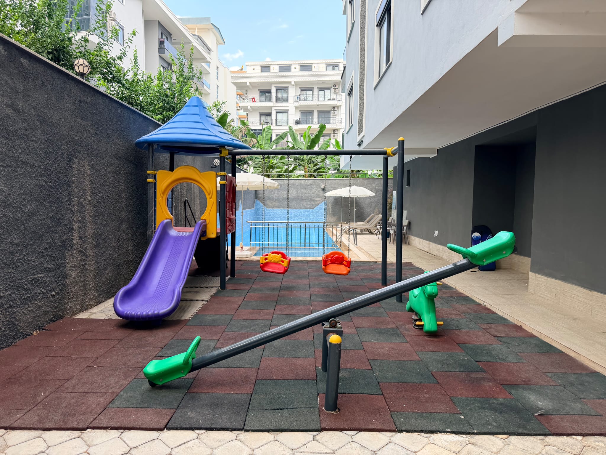Апартаменты 1+1 площадью 50 м² в 400 м от моря в Махмутларе - Фото 3